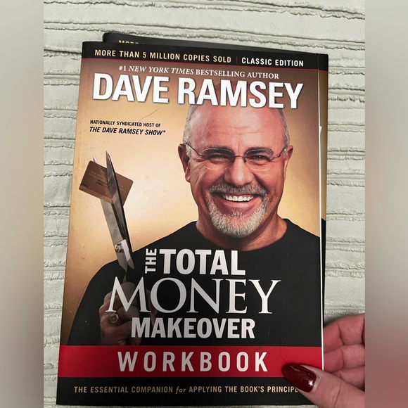 The Total Money Makeover by Dave Ramsey. Set of 2 - Picture 1 of 4